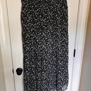 Floral Black and White Women's pants